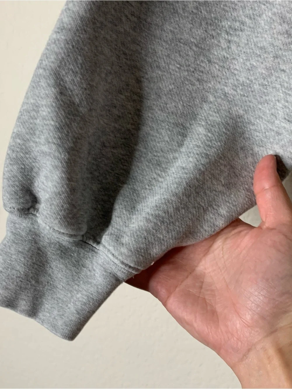 Alo yoga Womens gray cropped hooded sweatshirt XS